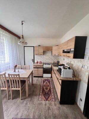 Predám 4 izbový byt Nové Zámky Nábrežná ulica — foto 1