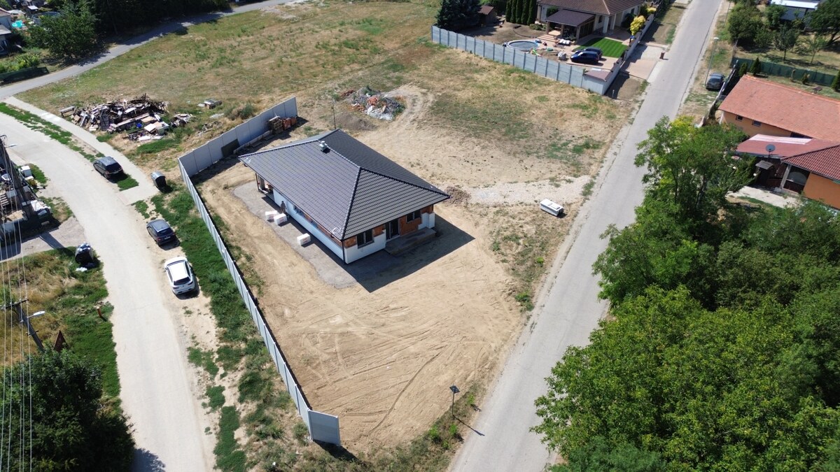 PREDAJ - 4-izbová novostavba rodinného domu - Mojmírovce