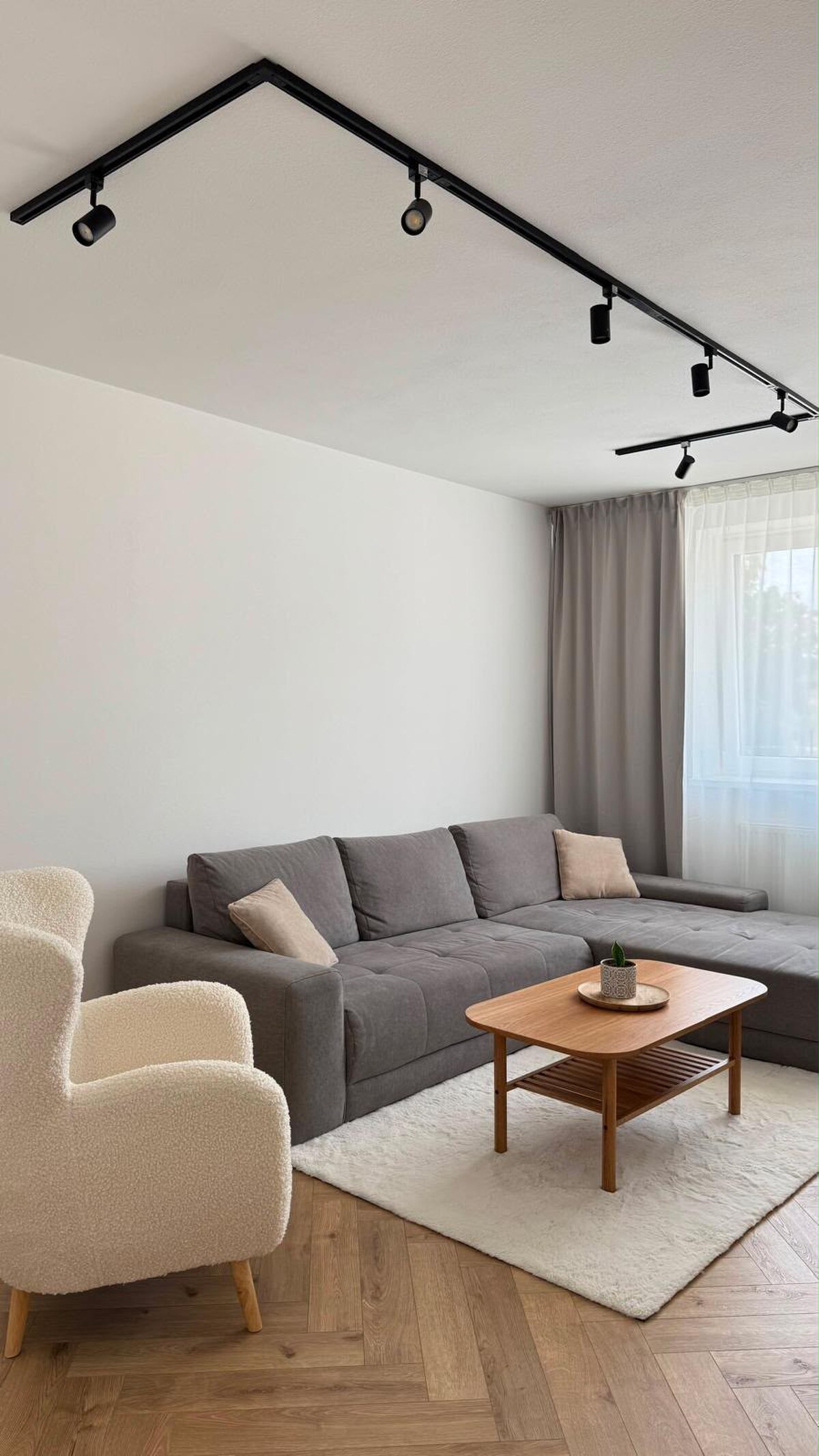 EXKLUZÍVNY PREDAJ - 2-izbový moderný byt s parkovaním - Veľké Zálužie — foto 3