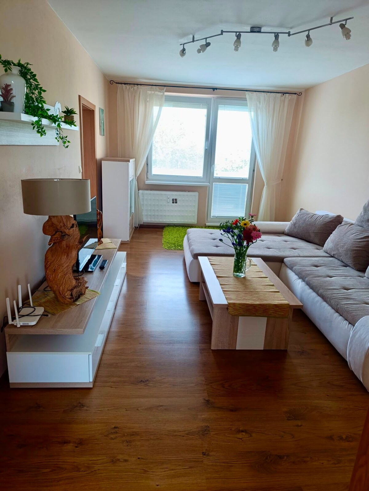 PRENÁJOM - 3-izbový byt vo vyhľadávanej lokalite Chrenová — foto 3