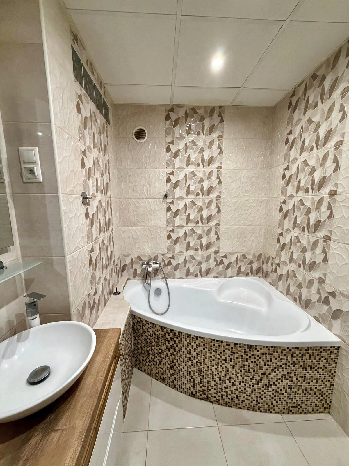 PREDAJ - 3-izbový veľkometrážny byt - Klokočina, Nitra — foto 11