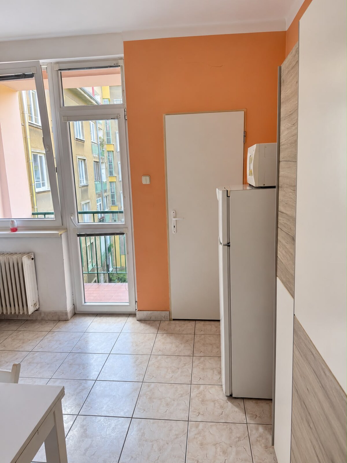 PREDAJ - 1-izbový byt s balkónom do zelene, Bukureštská – Staré Mesto — foto 2