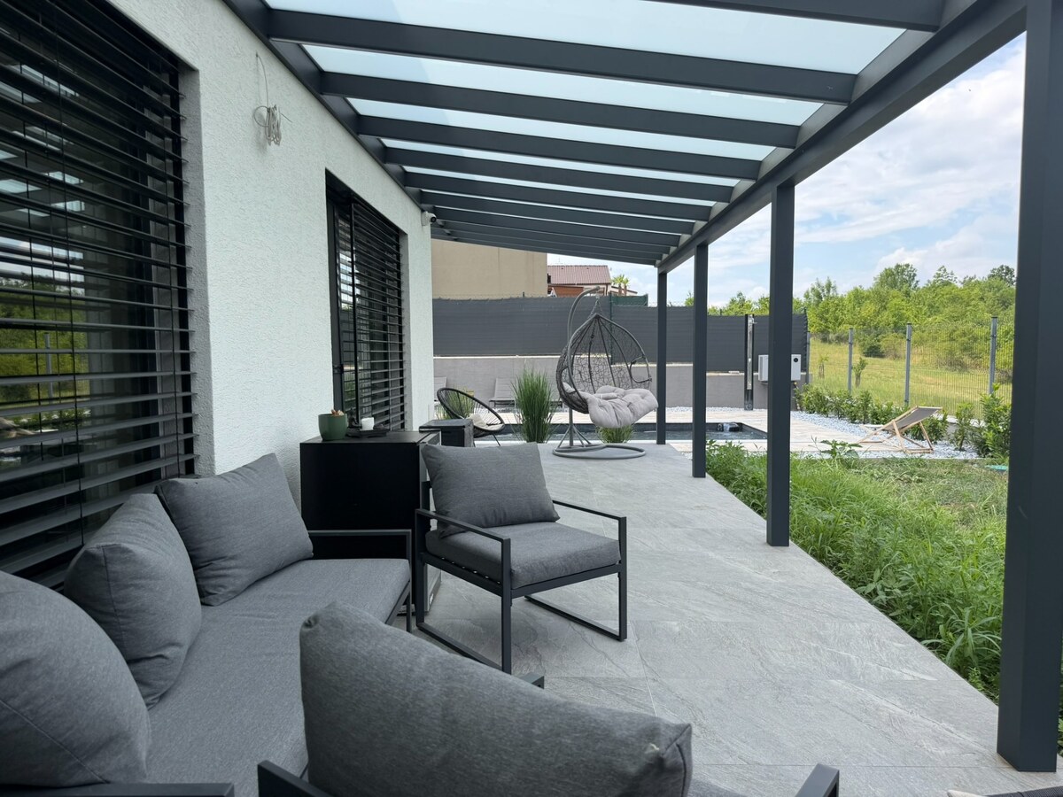 PREDAJ - Luxusná novostavba 4 - izbového rodinného domu - Pohranice — foto 20