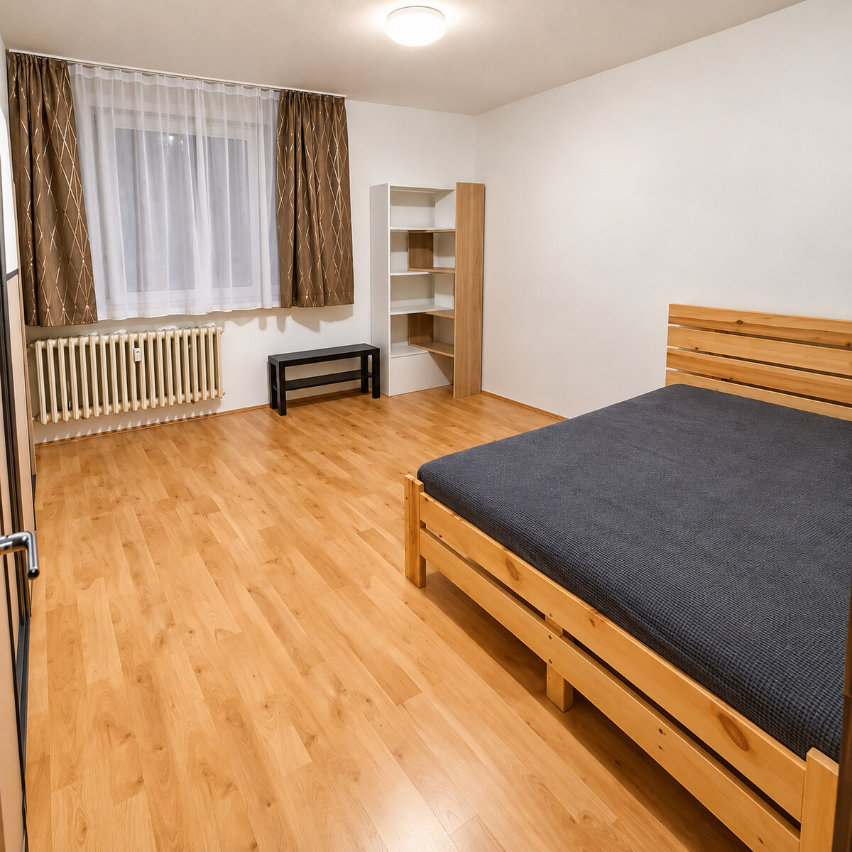 PRENÁJOM - 1-izbový priestranný byt - Nitra, Petzwalova — foto 5