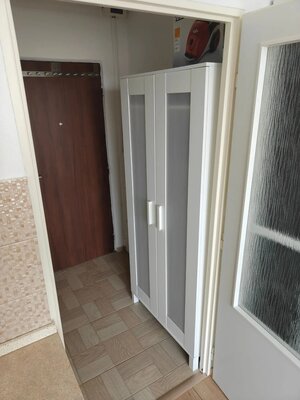 PRENÁJOM - zariadená garsónka vo vyhľadávanej lokalite - Tr. A. Hlinku — foto 6