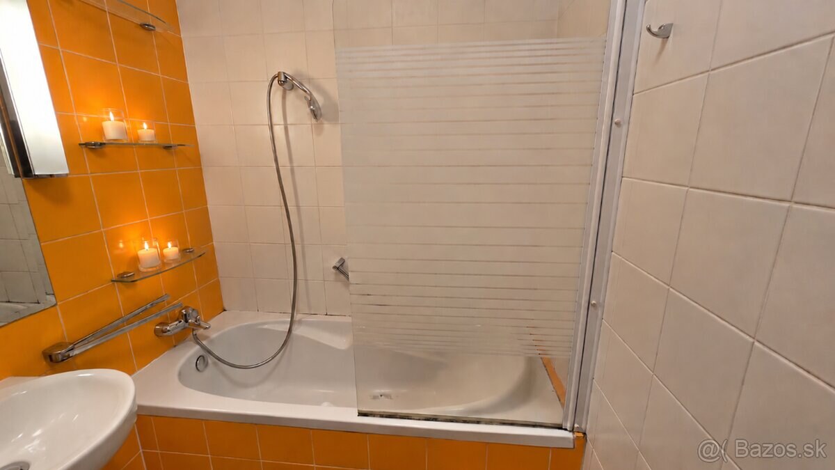 PRENÁJOM - 2-izbový útulný byt pod Bratislavským hradom – Zámocká, BA — foto 5