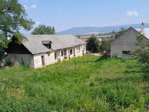 Na predaj pozemok s gazdovským domom Gyňov - Košice okolie — foto 1