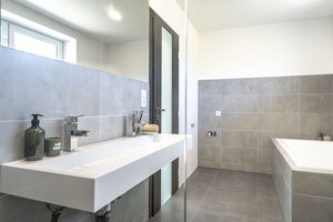Moderný rodinný dom s terasou  | pozemok 1 600 m2 | Jarabina — foto 13