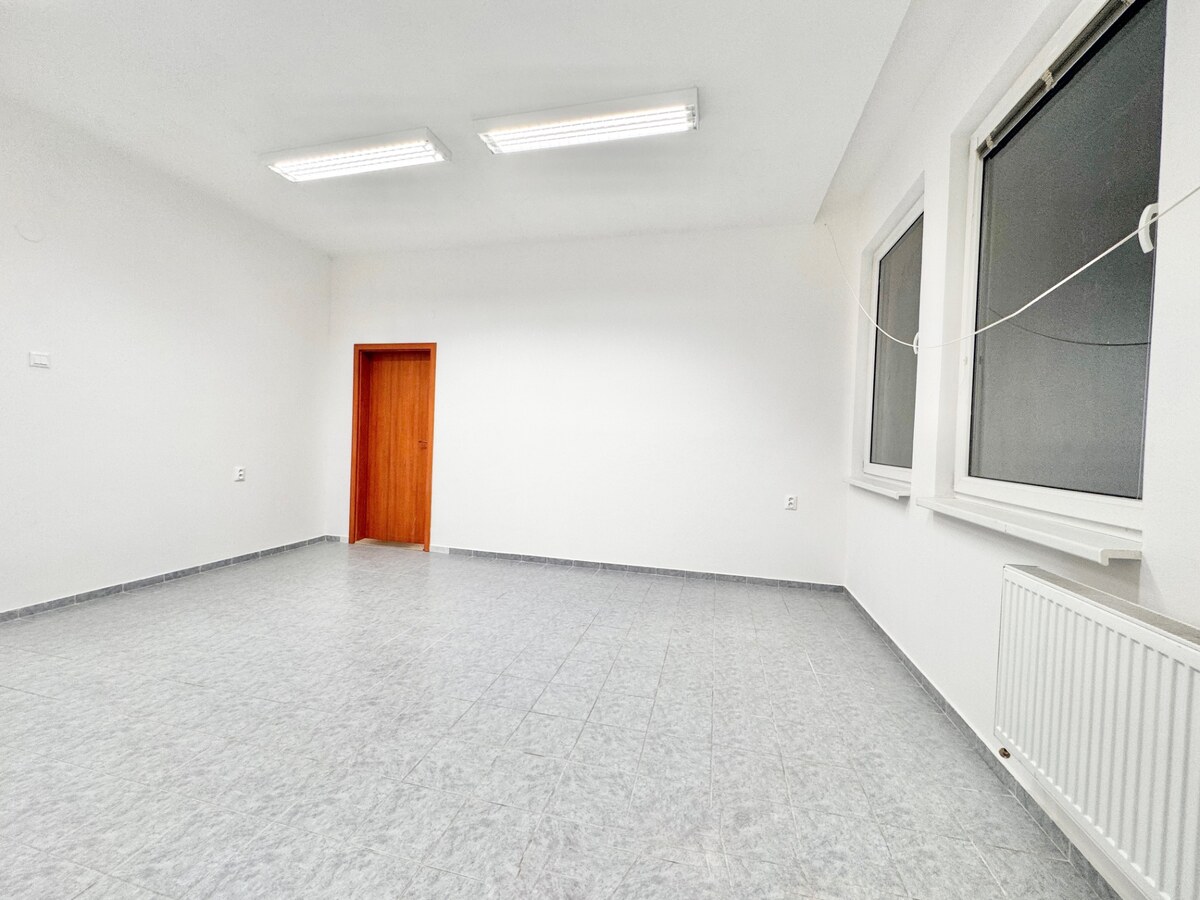Na prenájom kancelársky priestor 22 m2 v priemyselnej zóne v Žiline — foto 2