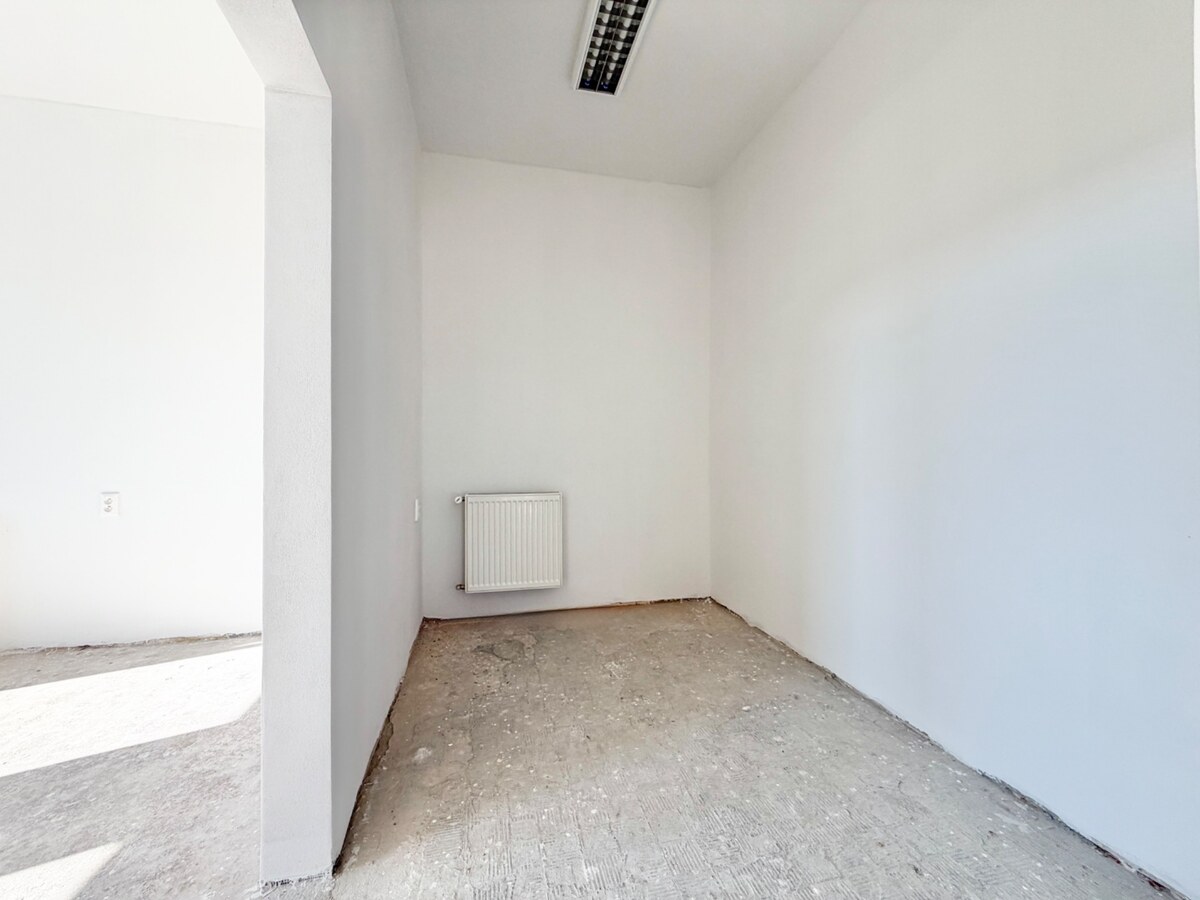Prenájom - dvoj kancelária 19 m2 v priemyselnej zóne v Žiline — foto 4