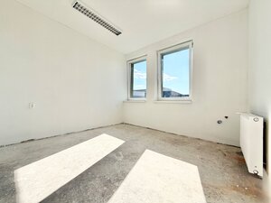 Prenájom - dvoj kancelária 19 m2 v priemyselnej zóne v Žiline — foto 2