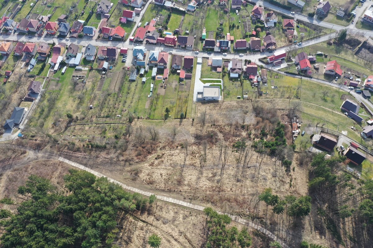 Exkluzívne stavebné pozemky s výhľadom v Kysuckom Novom Meste — foto 4