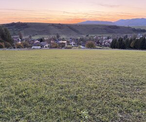 Na predaj stavebný pozemok 707 m2 v Konskej — foto 2