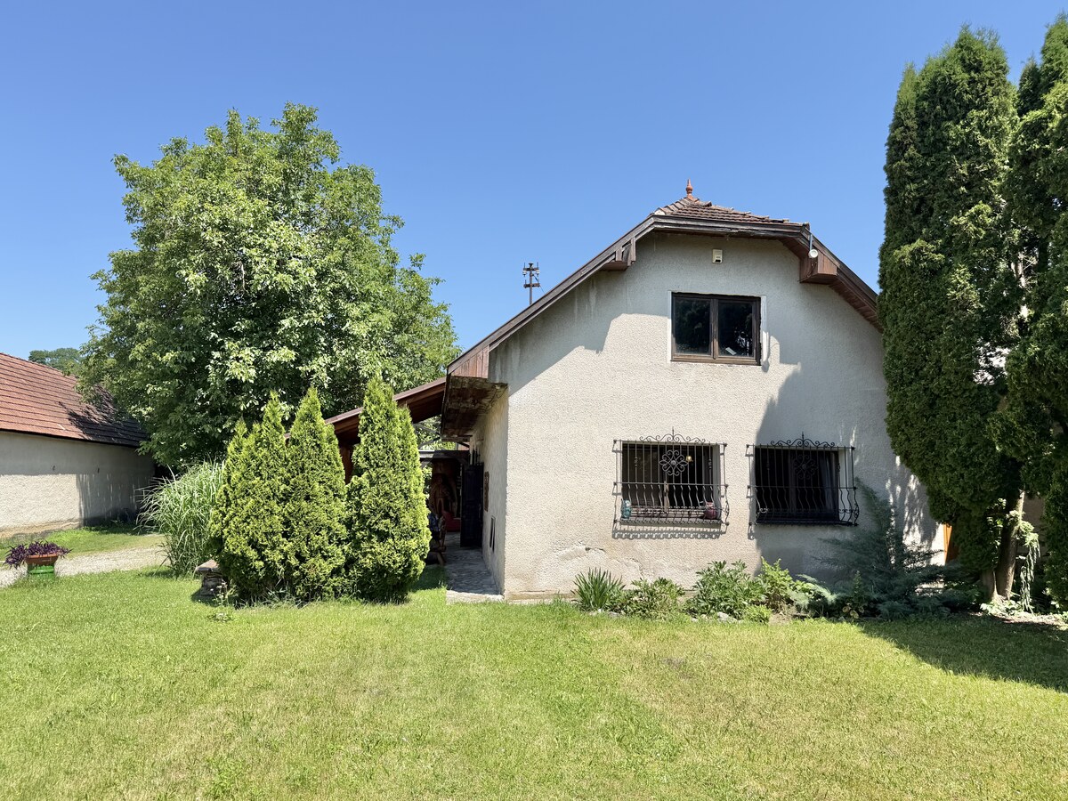 Rodinný dom s veľkým pozemkom v Belej-Duliciach na predaj — foto 3