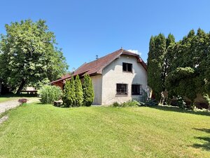 Rodinný dom s veľkým pozemkom v Belej-Duliciach na predaj — foto 1