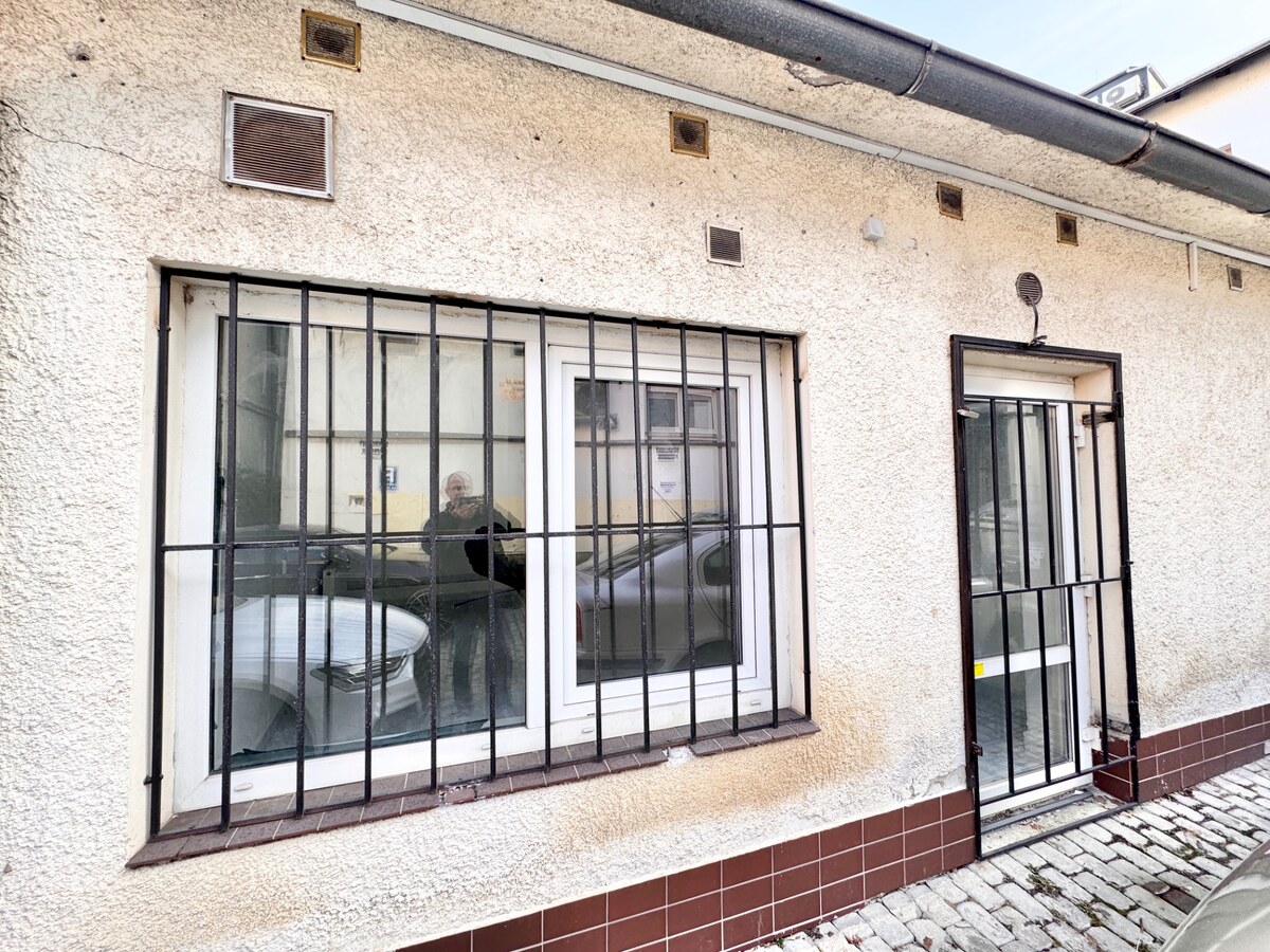 Na prenájom obchodné priestory 76 m2 - dvor z Národnej Žilina Centrum — foto 7