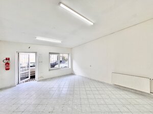 Na prenájom obchodné priestory 76 m2 - dvor z Národnej Žilina Centrum — foto 2