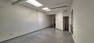 Prenájom : Obchodný priestor 40m2 so vstupom z pasáže na Národnej ul. — foto 4