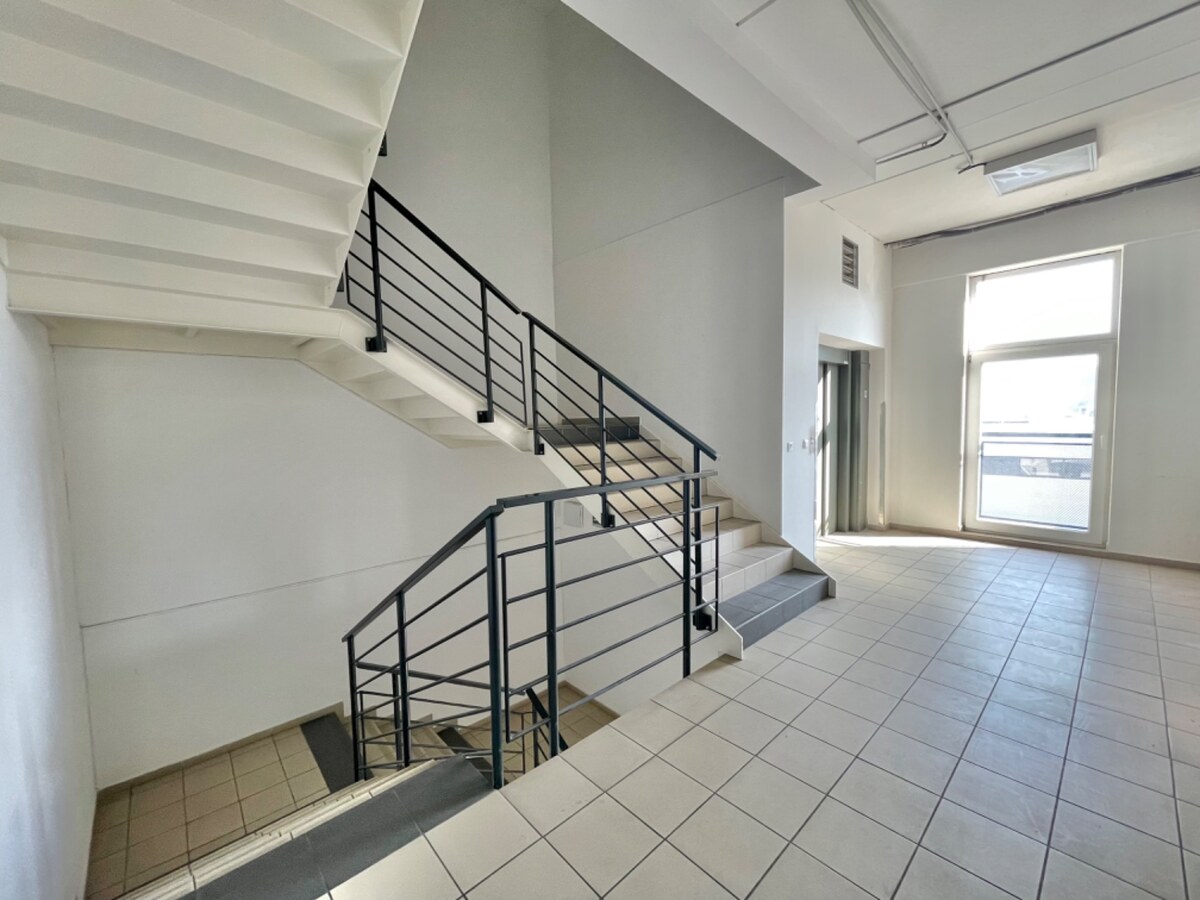 Na prenájom kancelárske priestory 1603 m2 v Living centre v Žiline — foto 18