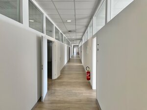 Na prenájom kancelárske priestory 1603 m2 v Living centre v Žiline — foto 11