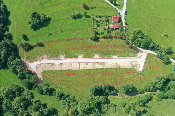Rekreačné pozemky v Makove: Váš kúsok raja na dosah