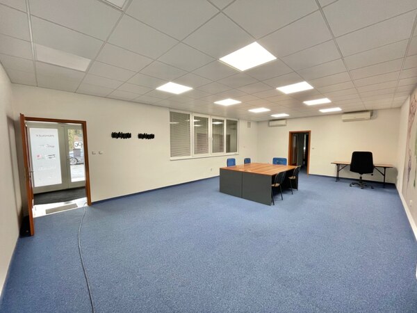Prenájom kancelárske priestory 220 m2 s parkovaním v centre Žiliny