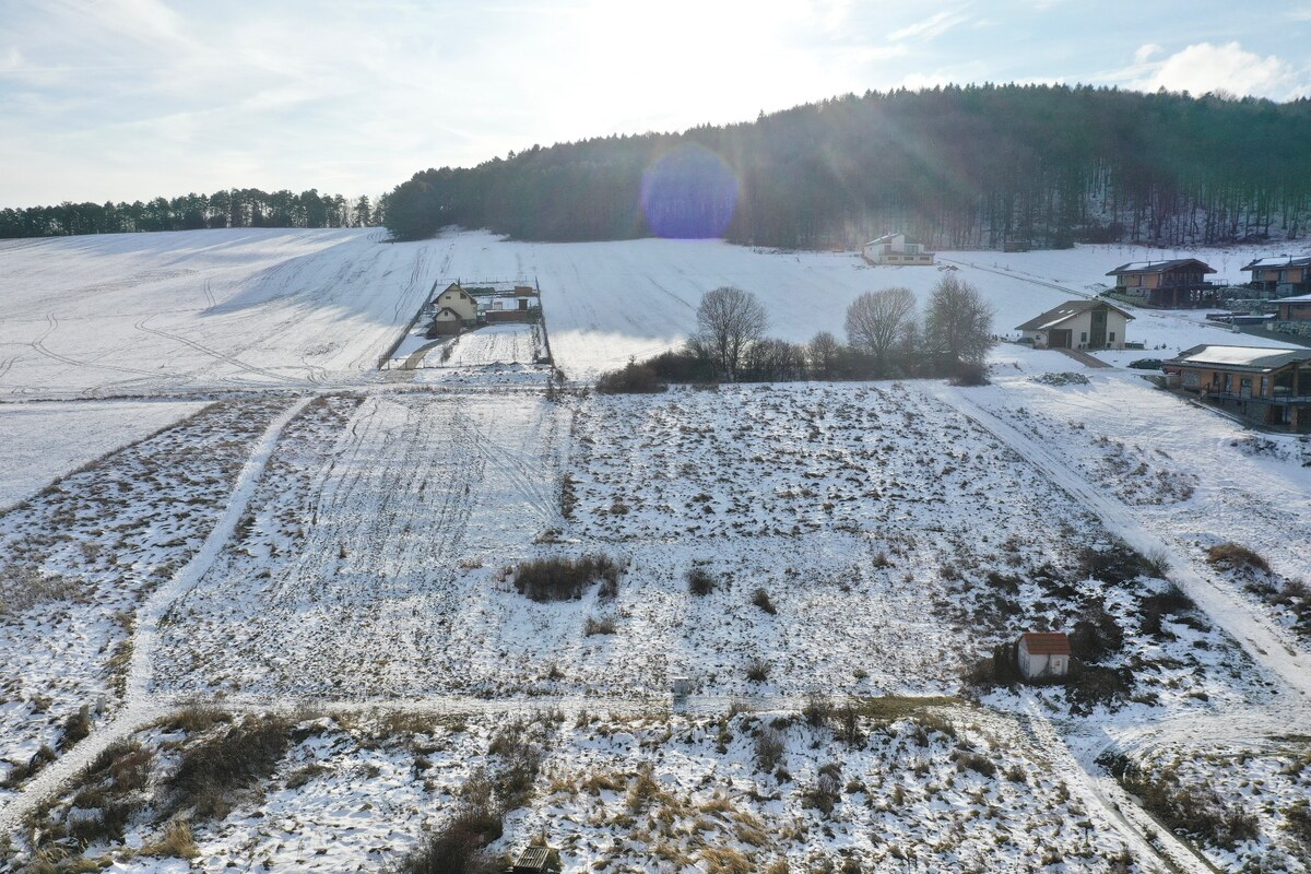 Na predaj pozemok 628 m2 na výstavbu chaty vo Valči pri Snowland — foto 4