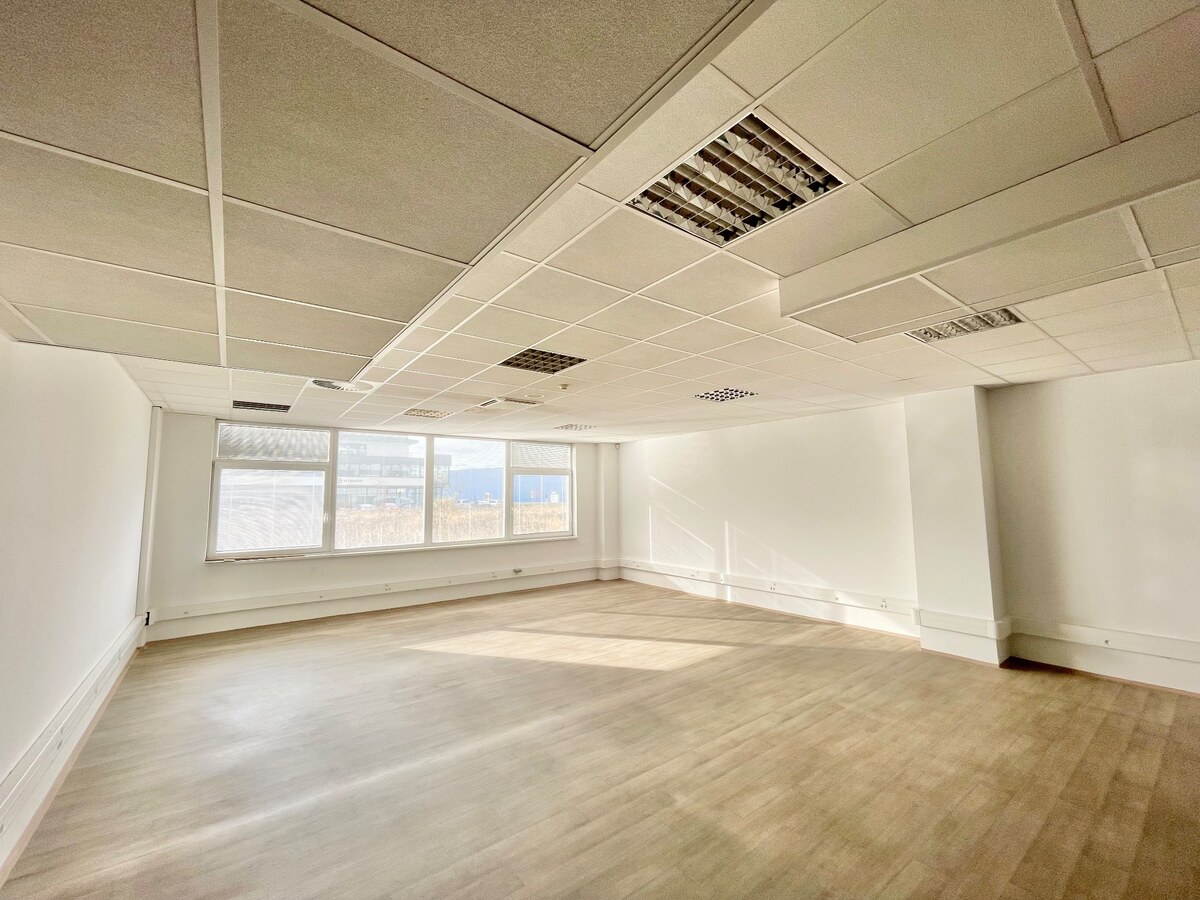 Na prenájom kancelárske priestory 200 m2 v Living centre v Žiline — foto 3