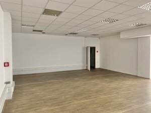 Na prenájom kancelárske priestory 200 m2 v Living centre v Žiline — foto 5