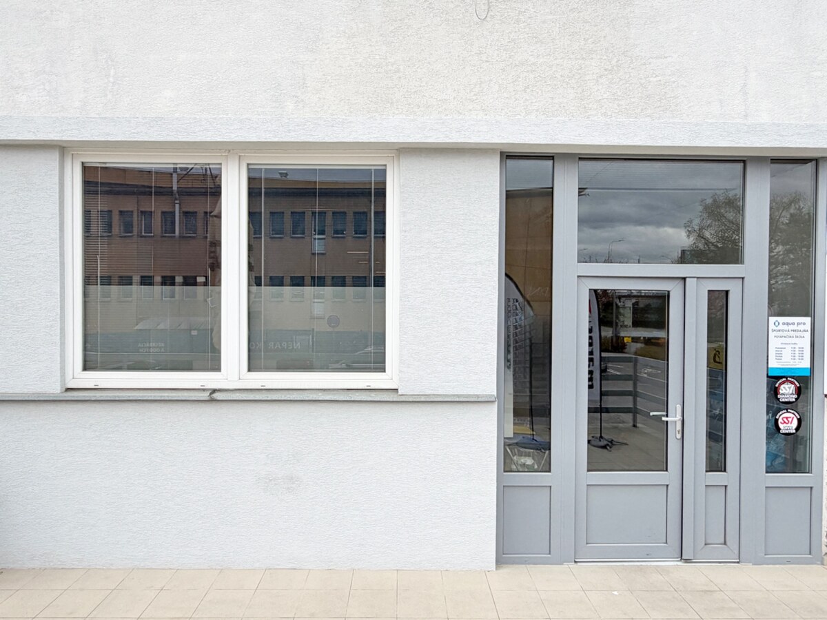 Ponúkame na prenájom obchodné priestory s rozlohou 108 m2 - Žilina — foto 9