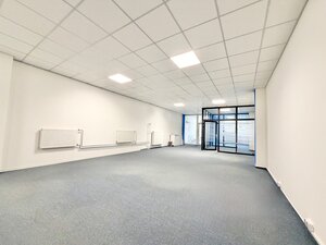 Ponúkame na prenájom obchodné priestory s rozlohou 108 m2 - Žilina — foto 2