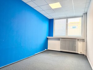 Ponúkame na prenájom obchodné priestory s rozlohou 108 m2 - Žilina — foto 6