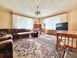 Priestranný rodinný dom v Rudne s veľkým potenciálom — foto 8