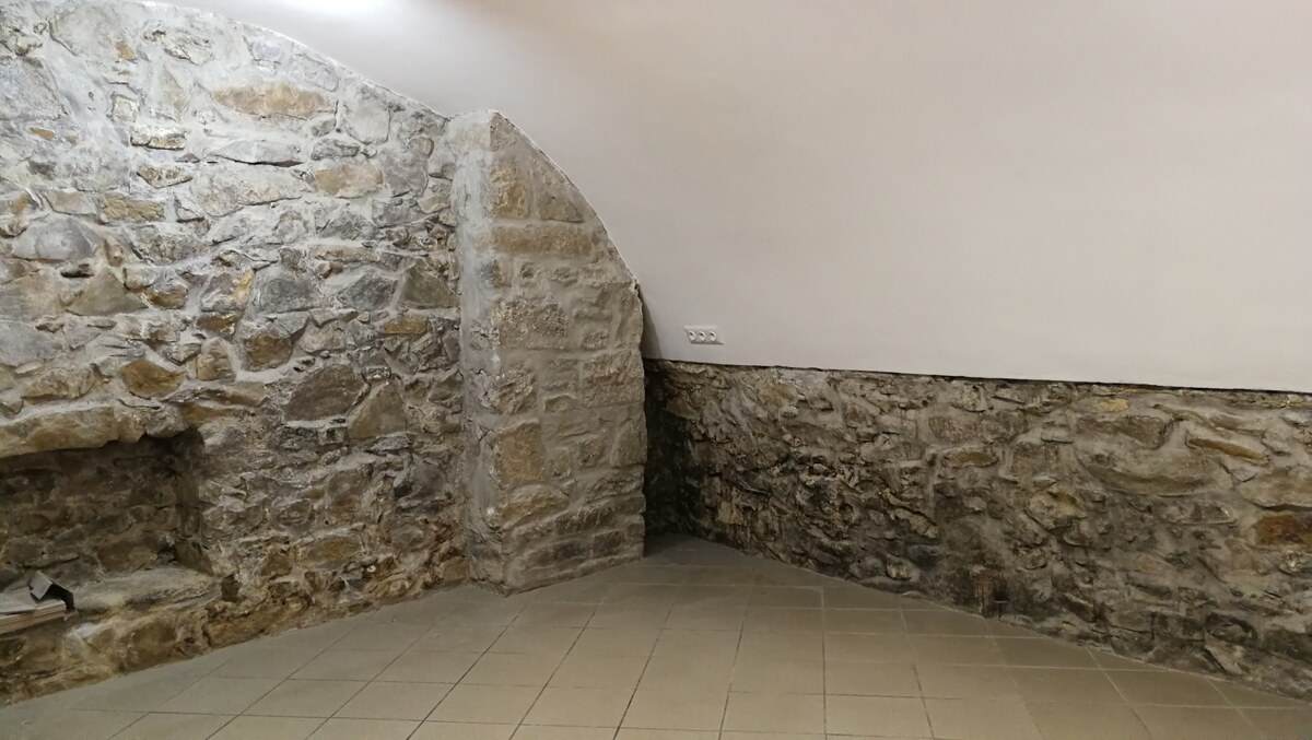 Prenájom: obchodný priestor v centre Žiliny — foto 5