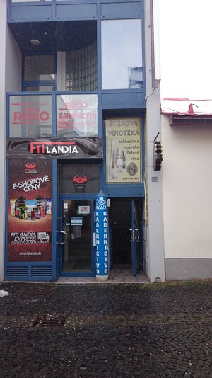 Prenájom: obchodný priestor v centre Žiliny — foto 3