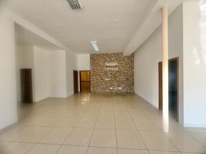 Prenájom lukratívnych obchodných, kancelárskych priestorov v Čadci — foto 6