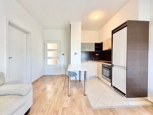Predaj 3+KK na obchodnej v Žiline s vnútorným parkovacím miestom — foto 1