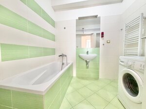 Predaj 3+KK na obchodnej v Žiline s vnútorným parkovacím miestom — foto 12