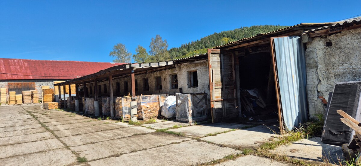 Areál družstva v obci Nesluša- jedinečná investičná príležitosť — foto 7