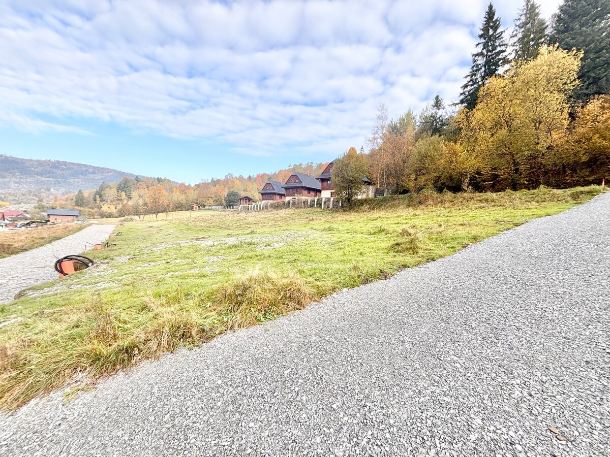 Luxusné pozemky so sieťam kúsok od centra i lyžiarskeho strediska — foto 5