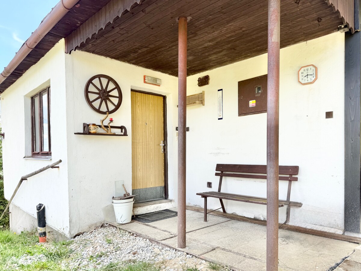 Úžasná chalupa na polosamote s výhľadom v Korni — foto 20