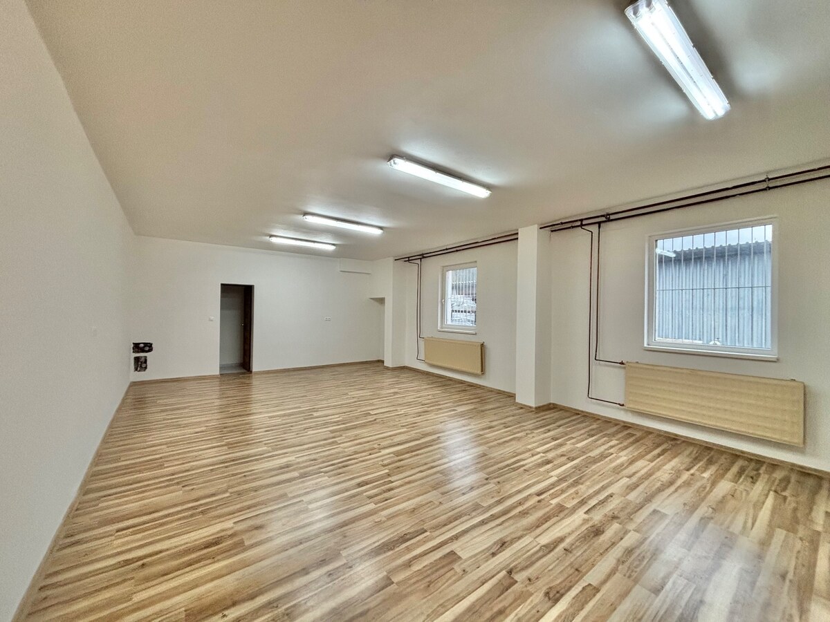 Prenájom komfortných obchodných priestorov 66 m2 v Podvysokej
