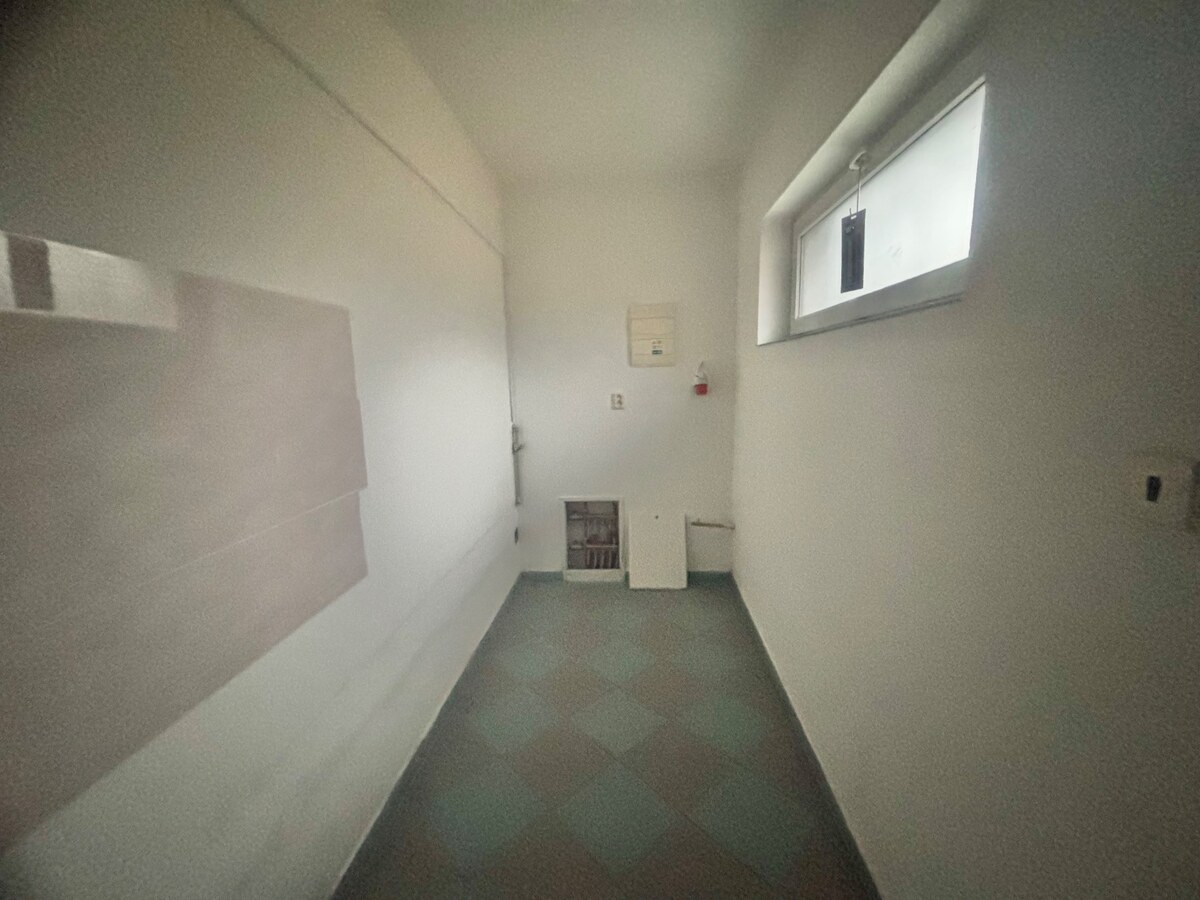 Predaj budovy na podnikanie- bývalý obchodný priestor v Čadci (MO) — foto 11
