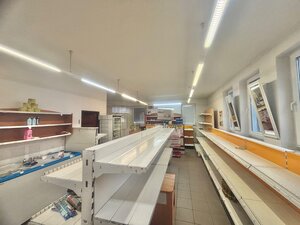 Predaj budovy na podnikanie- bývalý obchodný priestor v Čadci (MO) — foto 7