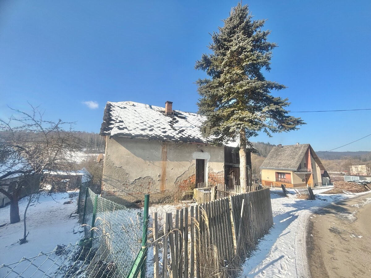 Predaj pôvodného rodinného domu vo Svrčinovci — foto 2
