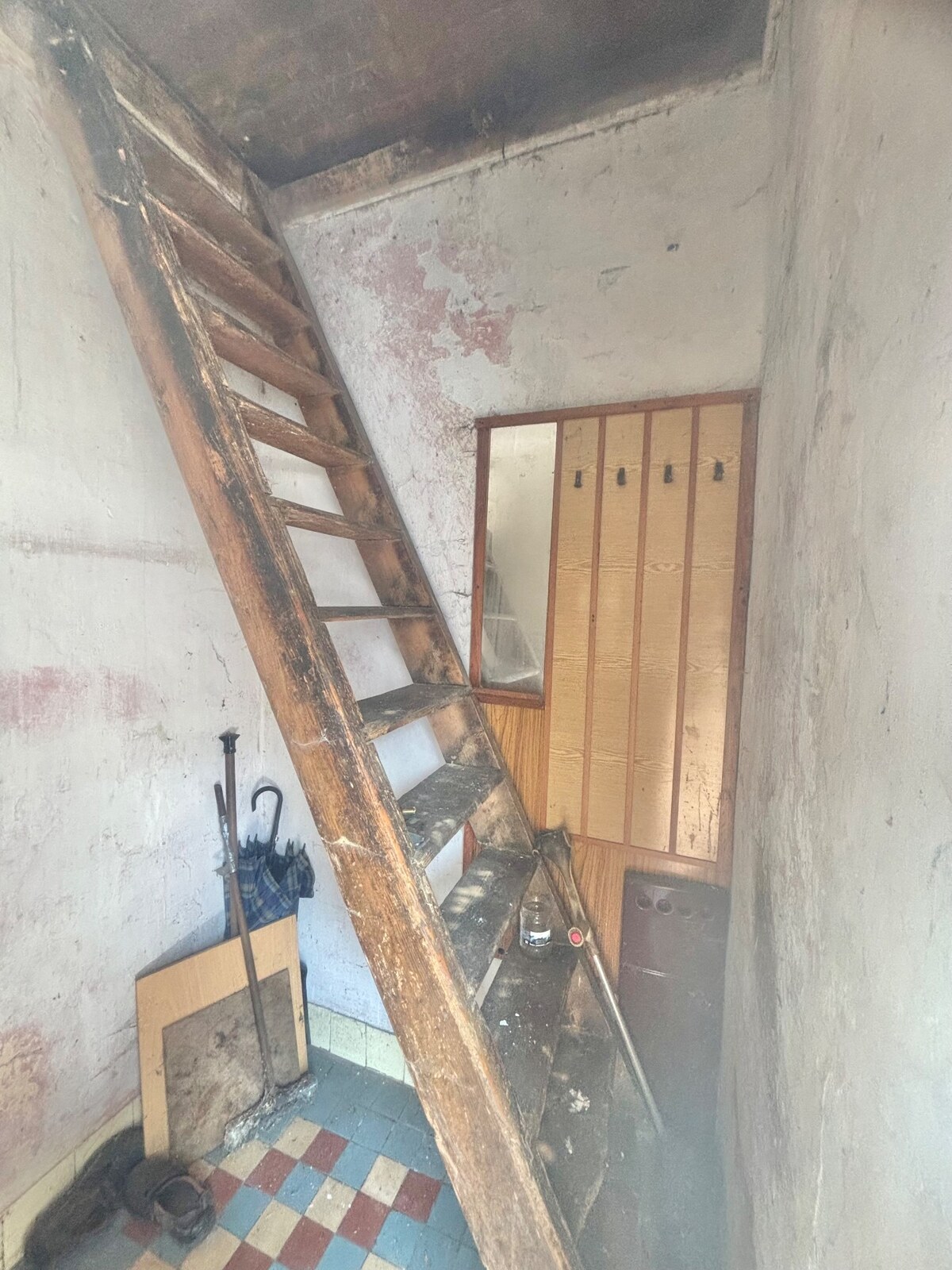 Predaj pôvodného rodinného domu vo Svrčinovci — foto 6