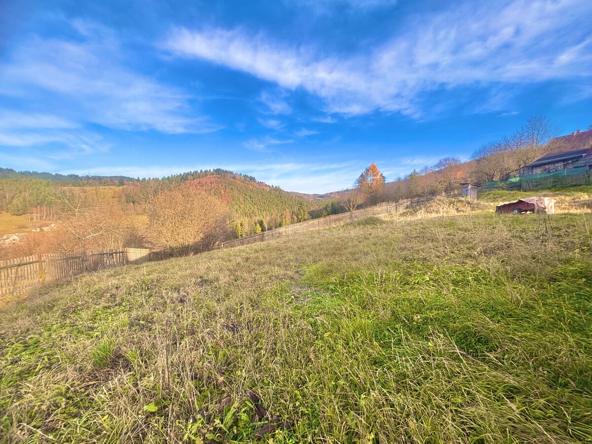 Predaj nádhernej usadlosti súboru a obrovských pozemkov v Oščadnici — foto 3