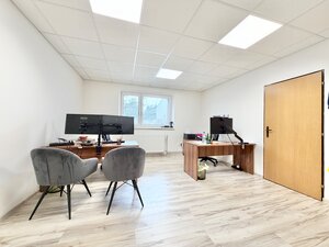 Predaj: Multifunkčný polyfunkčný dom 438 m² v priamom centre Čadce — foto 5