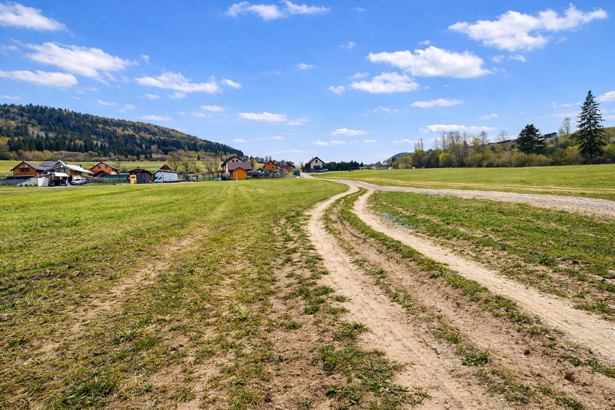 Predaj: Pozemok 4345 m2 v Kotrčinej Lúčke s elektr.vedením (MO) — foto 3