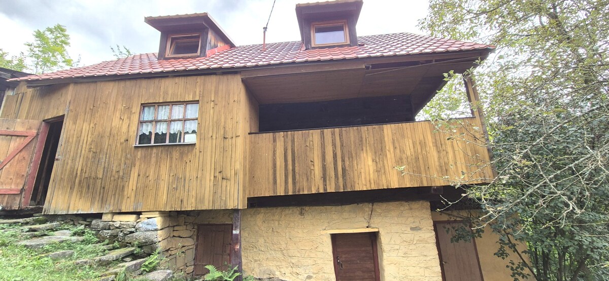 Predaj: Drevenica na kamenných základoch v Kolároviciach pri Bytči (MO — foto 11